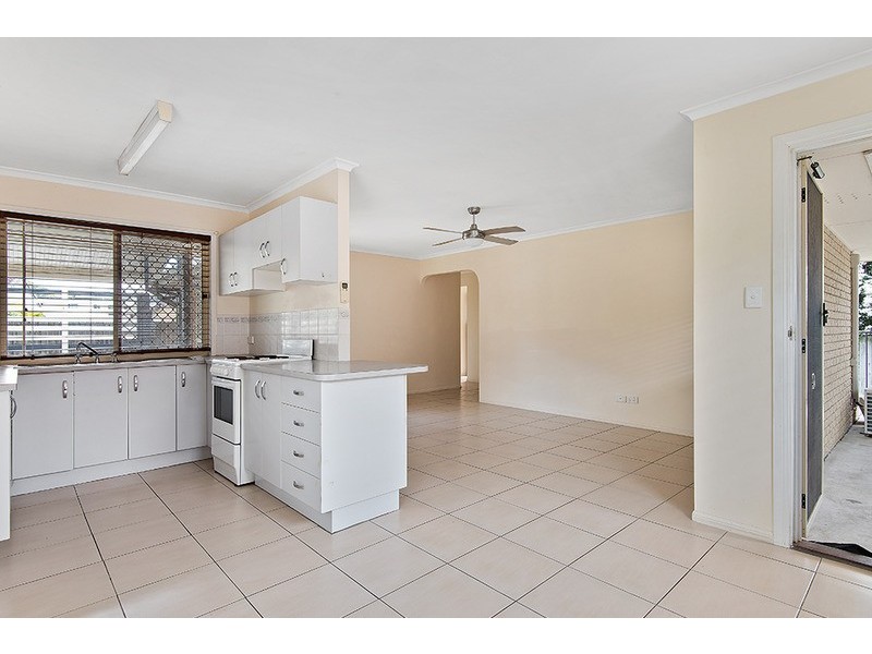 15 Carlton Close, Bethania QLD 4205