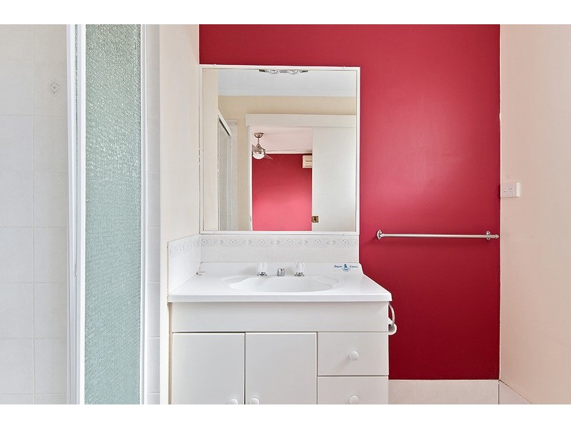 15 Carlton Close, Bethania QLD 4205