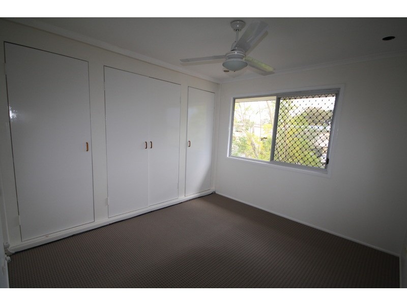 13 Balsa Street, Crestmead QLD 4132