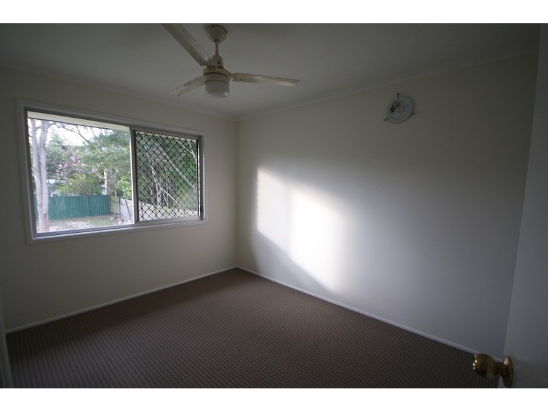 13 Balsa Street, Crestmead QLD 4132