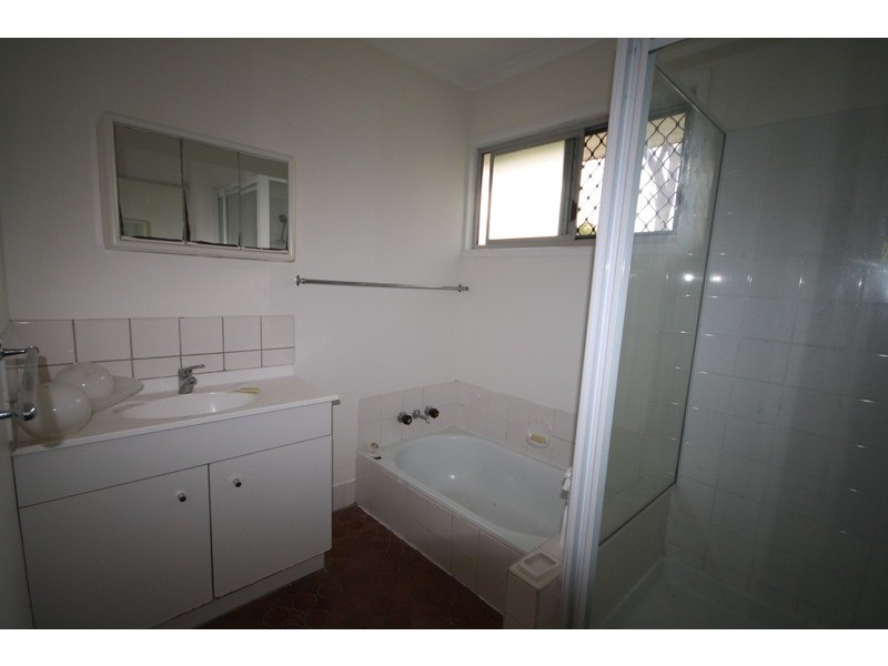 13 Balsa Street, Crestmead QLD 4132