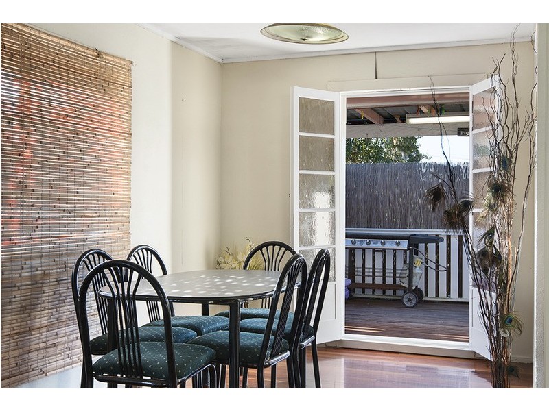 30 Yugumbri Crescent, Logan Central QLD 4114