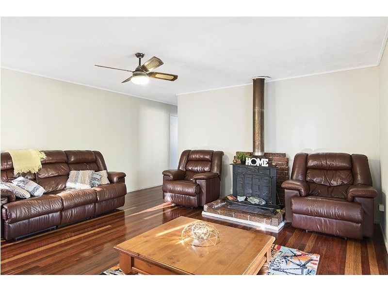 30 Yugumbri Crescent, Logan Central QLD 4114