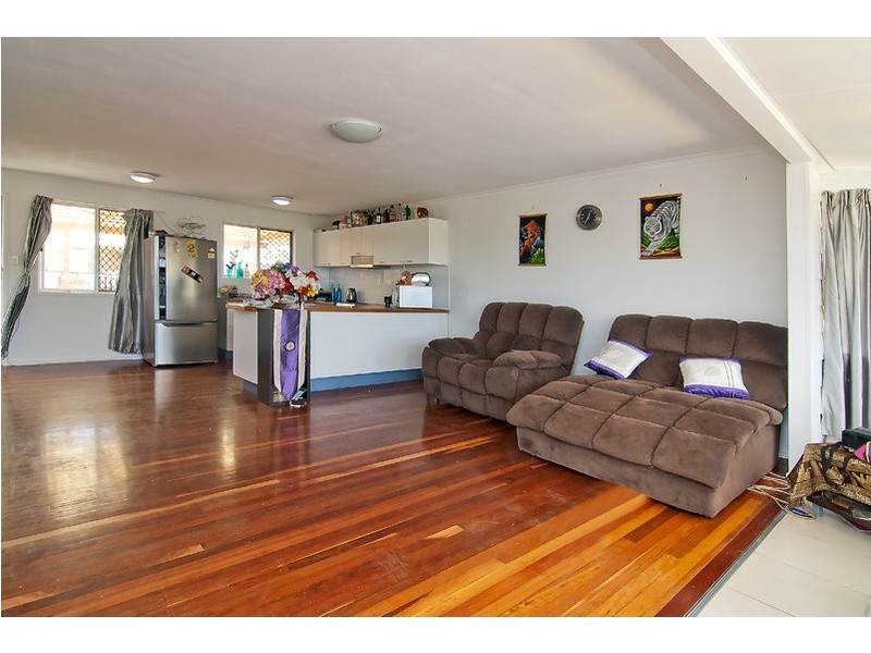 12 Hawkins Street, Springwood QLD 4127