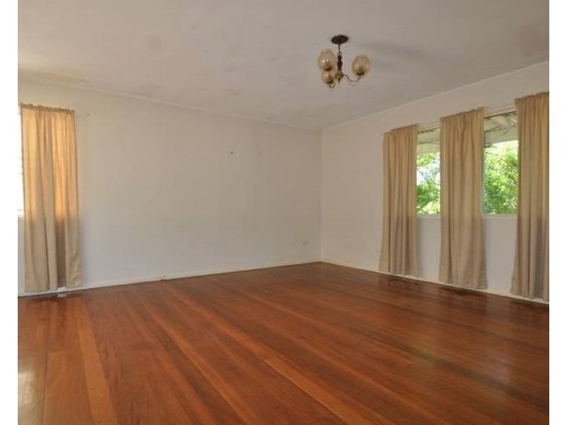 6 Kurrajong Street, Woodridge QLD 4114