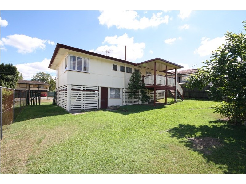 121 Ewing Road, Woodridge QLD 4114