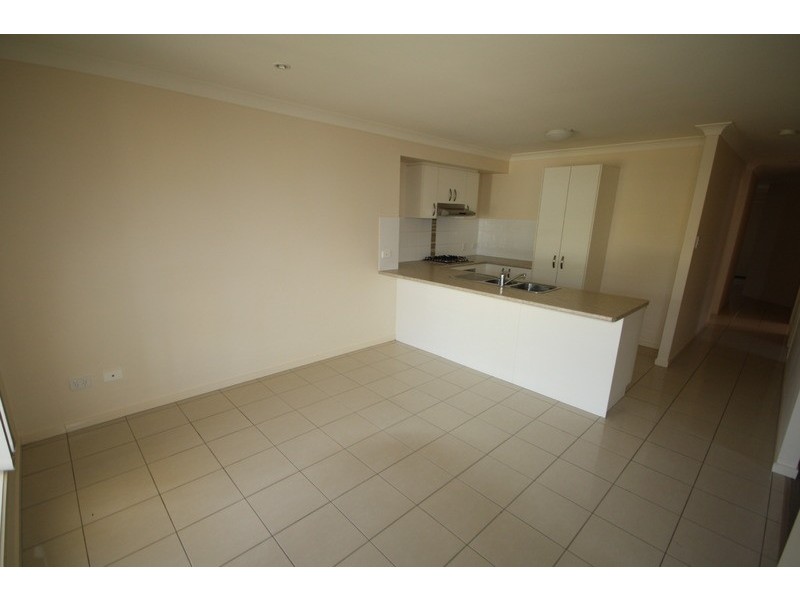 26 Lamington Drive, Redbank Plains QLD 4301