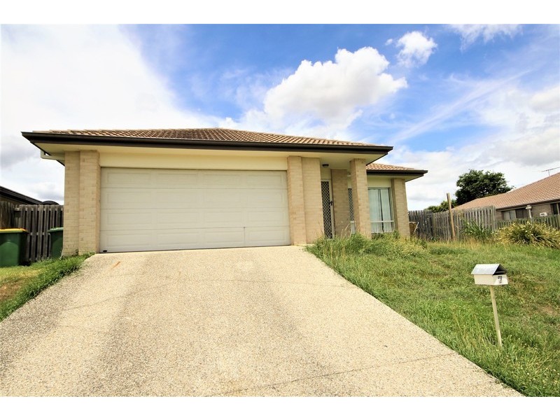 7 Nicholls Drive, Redbank Plains QLD 4301