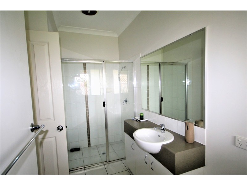 7 Nicholls Drive, Redbank Plains QLD 4301