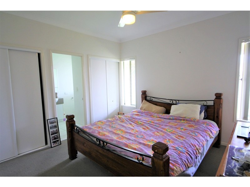 7 Nicholls Drive, Redbank Plains QLD 4301