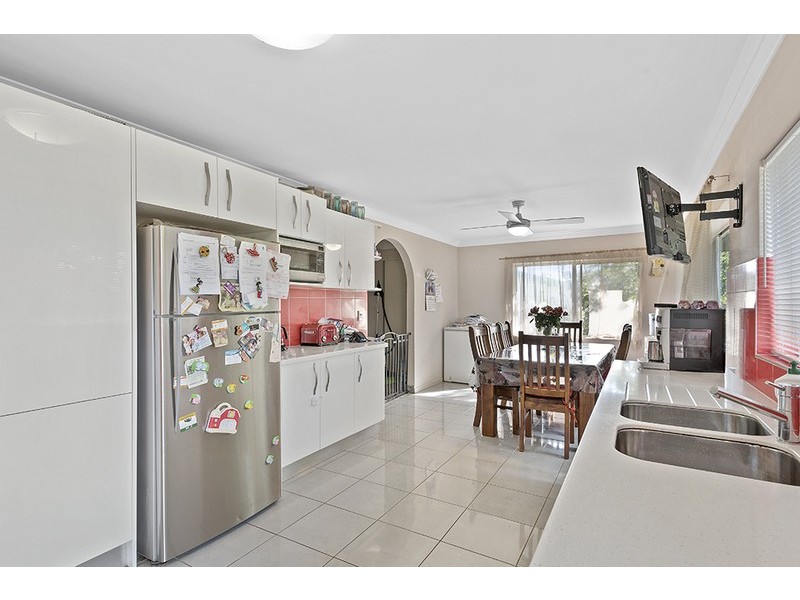 6 Cox Crescent, Goodna QLD 4300