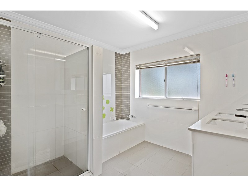 6 Cox Crescent, Goodna QLD 4300