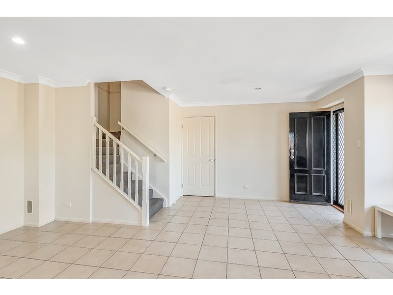 57/15 Violet Close, Eight Mile Plains QLD 4113