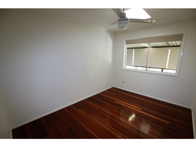 30 Yugumbri Crescent, Logan Central QLD 4114