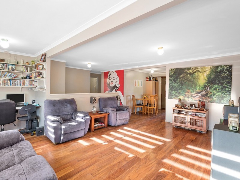 16 Errol Street, Loganlea QLD 4131