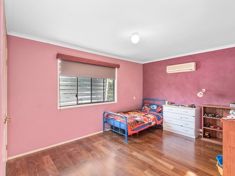 16 Errol Street, Loganlea QLD 4131