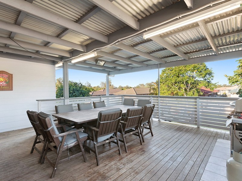 16 Errol Street, Loganlea QLD 4131