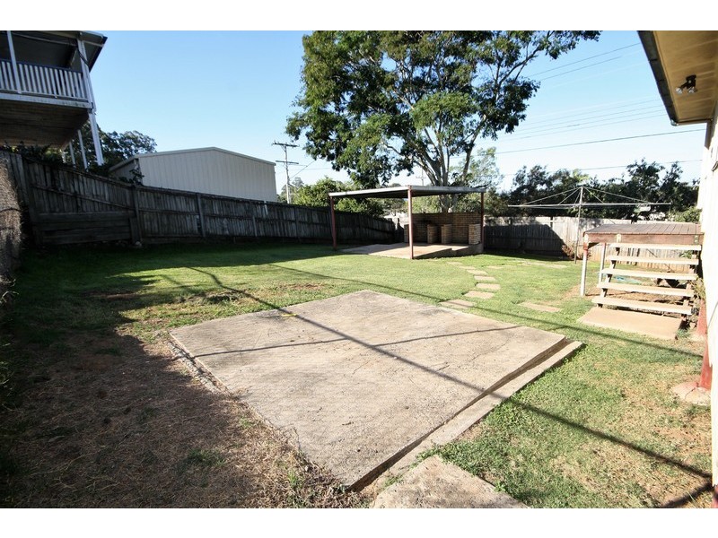 1 Marshall Street, Kingston QLD 4114