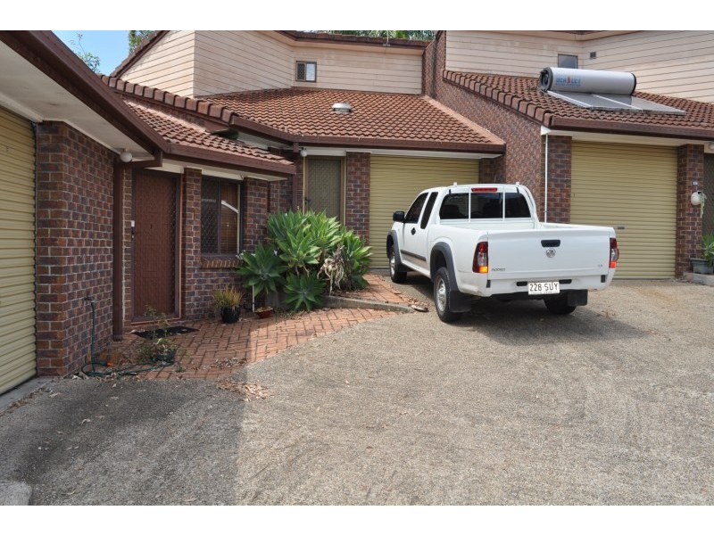 2/93 Barbaralla Drive, Springwood QLD 4127