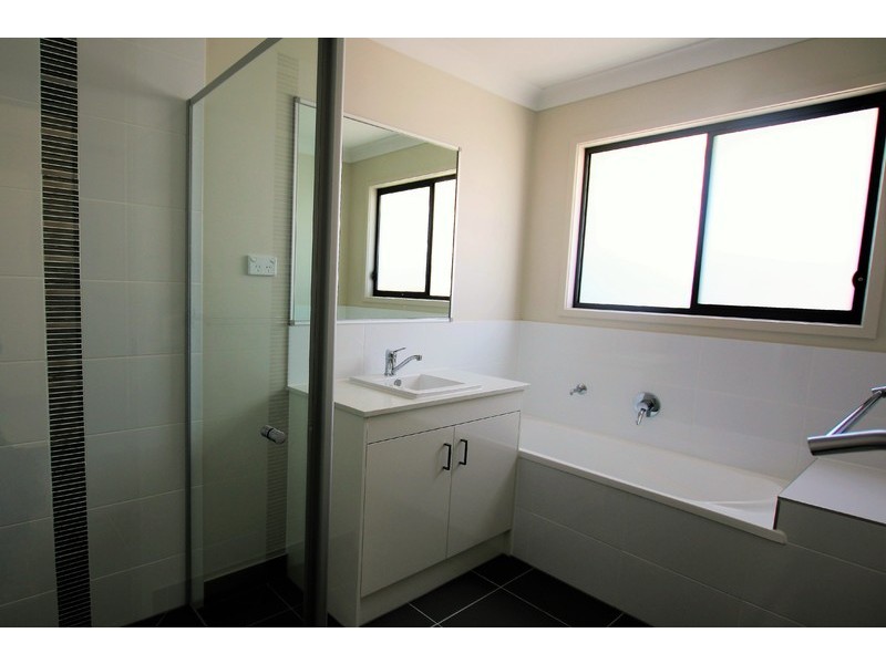 13 Mt Pleasant Street, Park Ridge QLD 4125