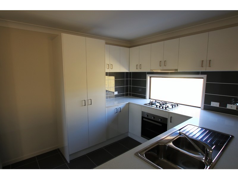 13 Mt Pleasant Street, Park Ridge QLD 4125
