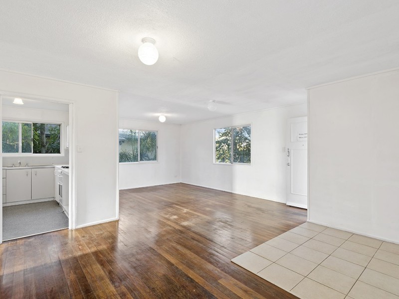 124 North Road, Woodridge QLD 4114