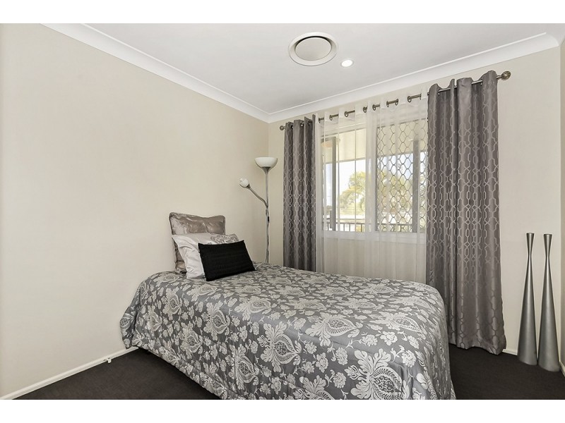 12 Simon Street, Underwood QLD 4119