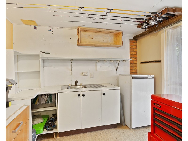 44 Clare Road, Kingston QLD 4114