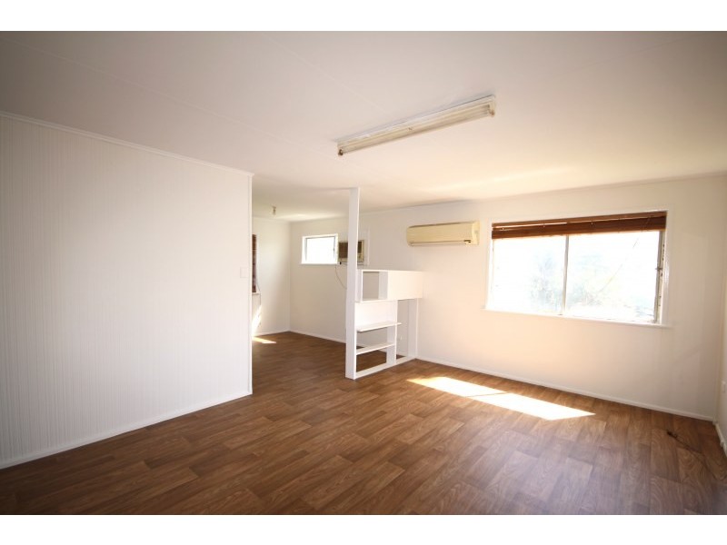 38 Alice Street, Kingston QLD 4114