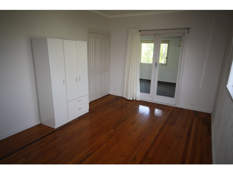 9 Muller Road, Woodridge QLD 4114