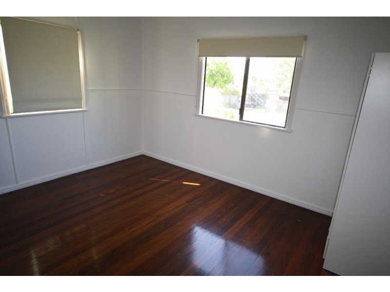 9 Muller Road, Woodridge QLD 4114