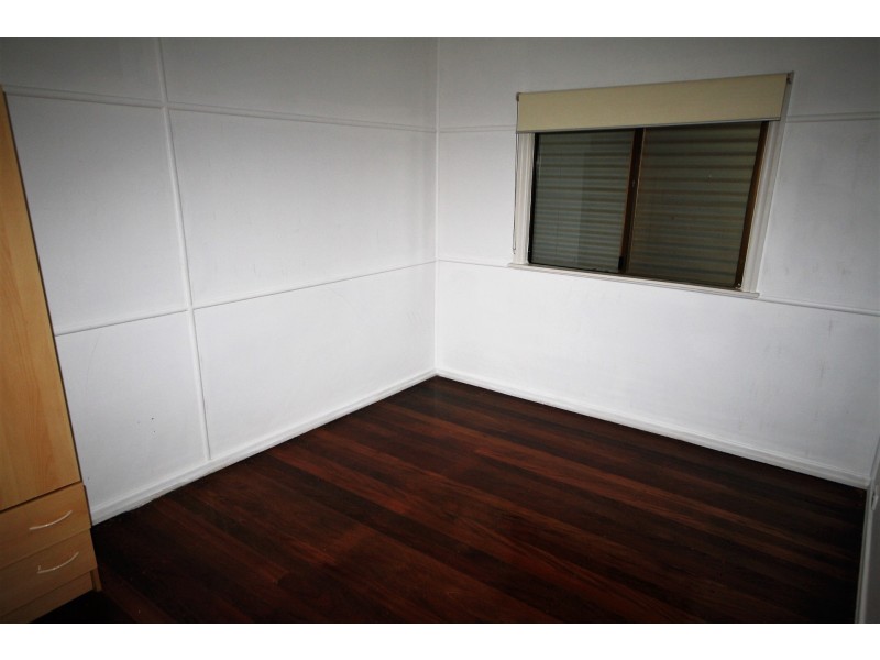 9 Muller Road, Woodridge QLD 4114