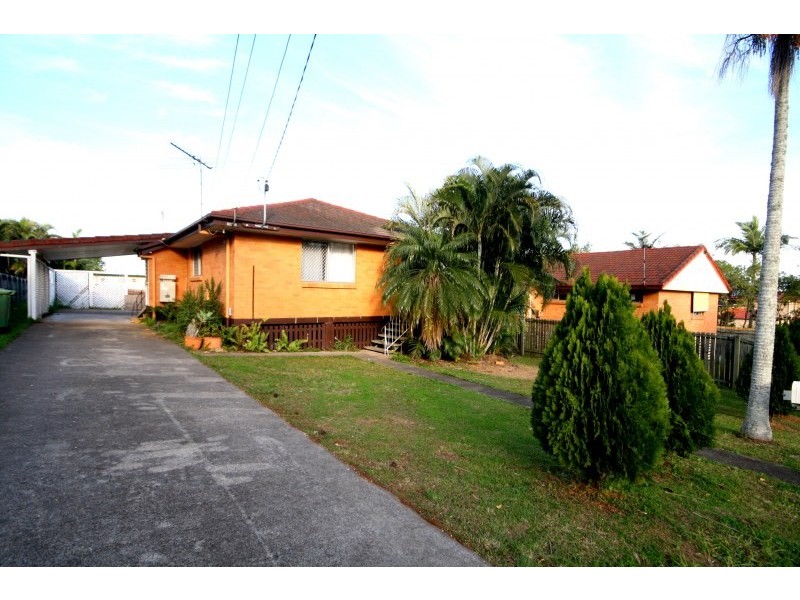 12 Claudia Street, Kingston QLD 4114