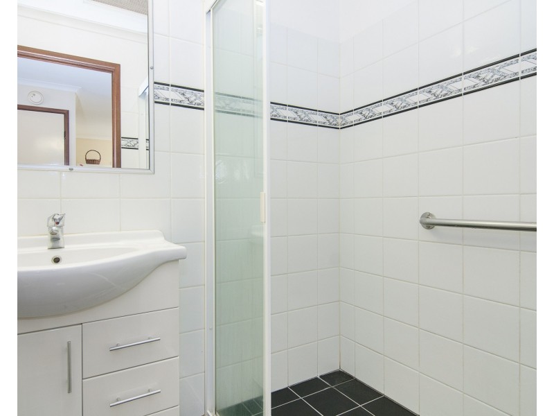 12/39 Barrett Street, Robertson QLD 4109