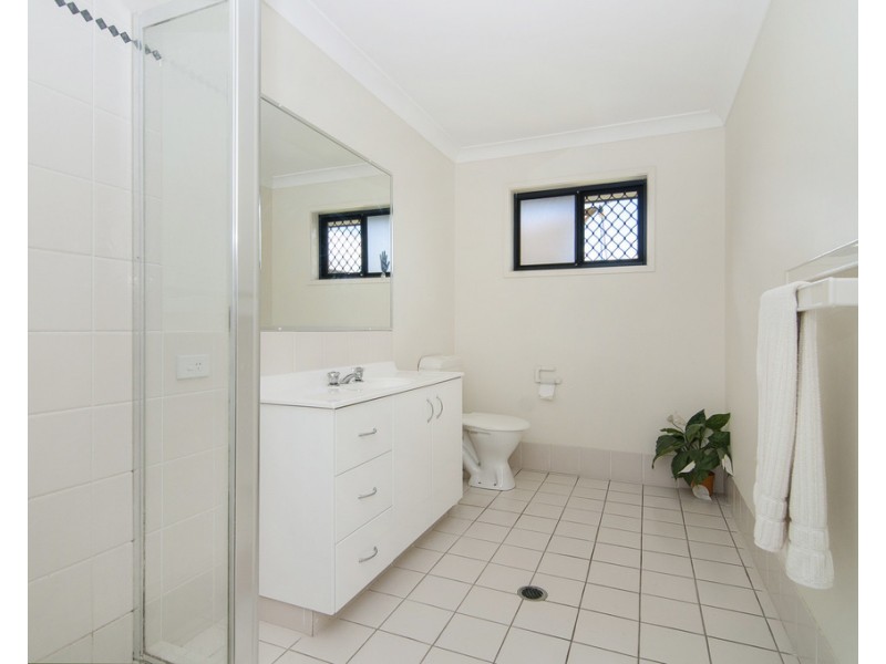 21 Webcke Avenue, Crestmead QLD 4132