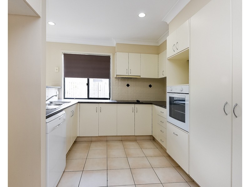 6 Stockwellia Street, Meadowbrook QLD 4131