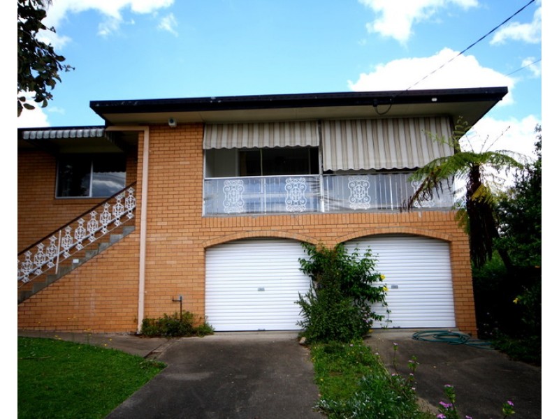 4  Isabel Street, Loganlea QLD 4131