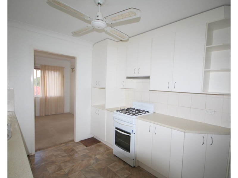 4  Isabel Street, Loganlea QLD 4131