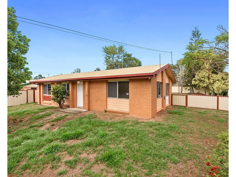 6 Anchusa Street, Kingston QLD 4114