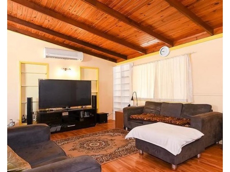 39 Monash Road, Loganlea QLD 4131
