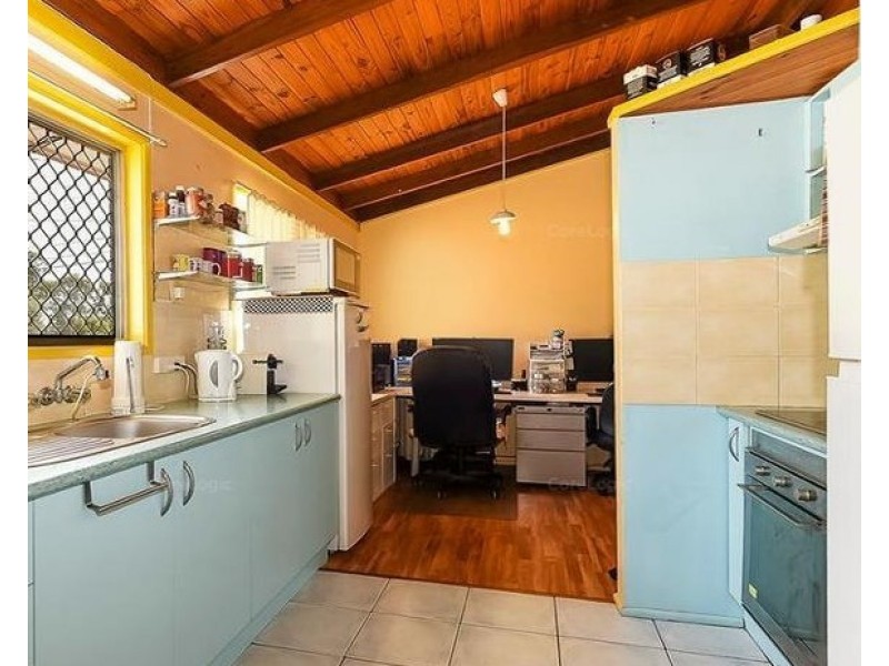 39 Monash Road, Loganlea QLD 4131