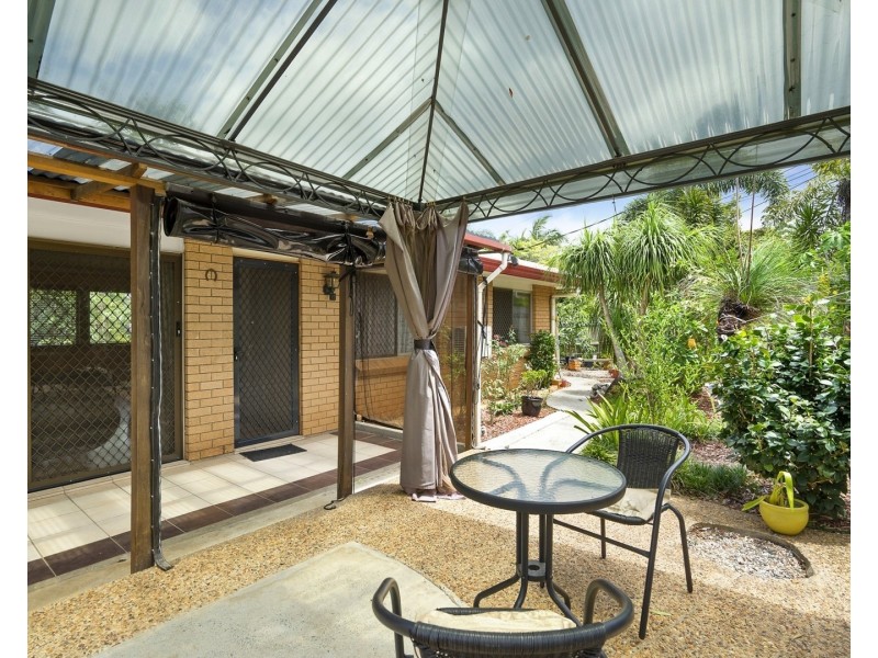 4 Leonard Street, Kingston QLD 4114