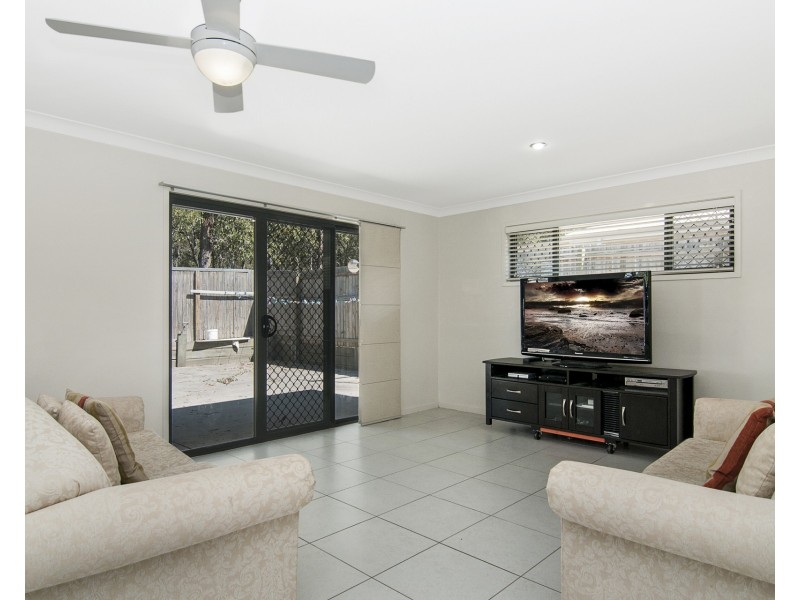 15 Mothership Drive, Marsden QLD 4132