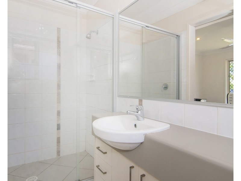 4A & 4B Allart Court, Marsden QLD 4132