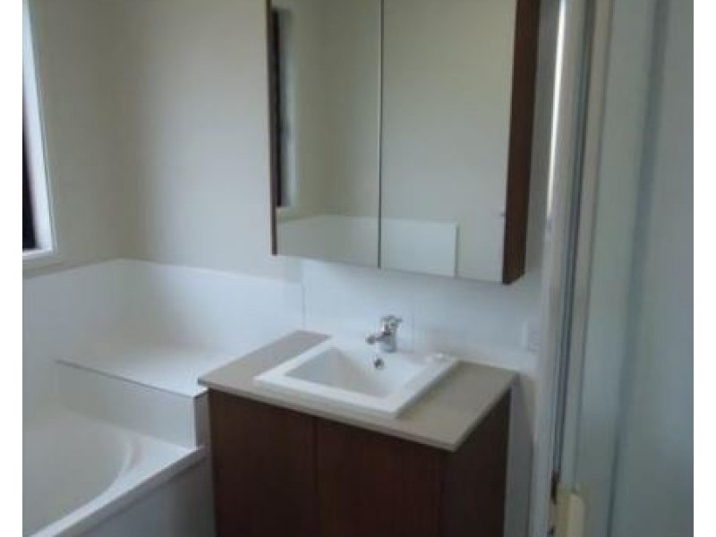 22 Hollanders Crescent, Ormeau Hills QLD 4208