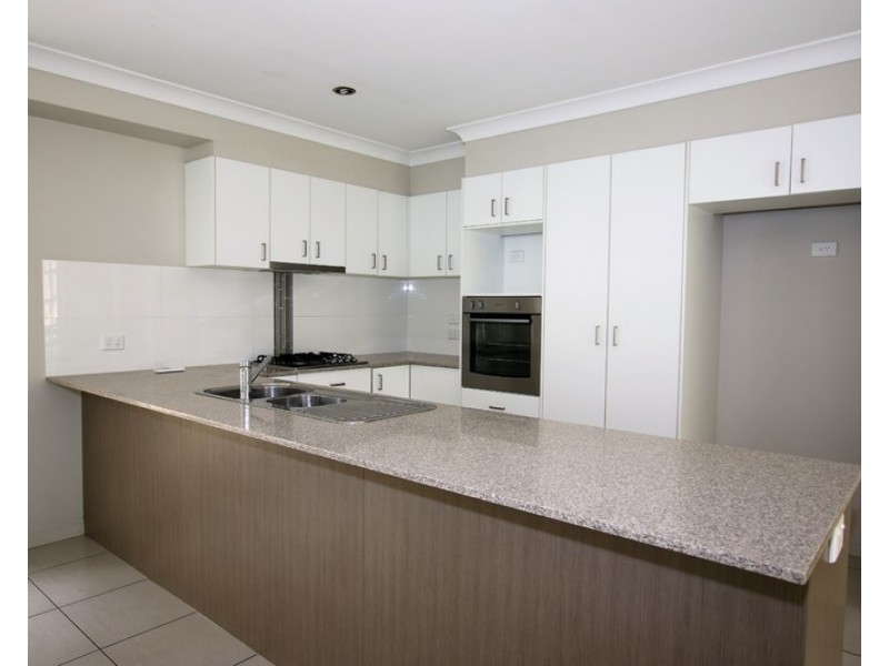 18 Stratus Lane, Coomera QLD 4209