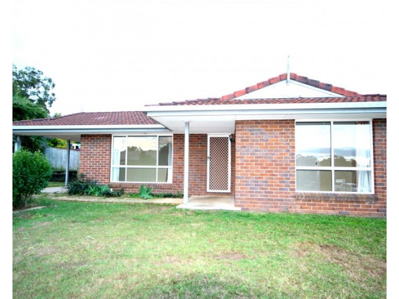 1 Troy Close, Edens Landing QLD 4207
