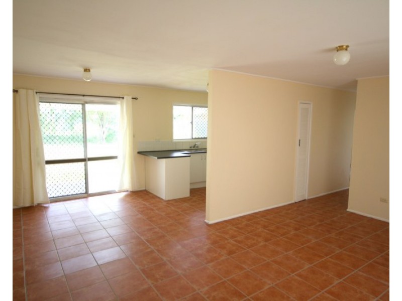 20 Woodash Street, Kingston QLD 4114
