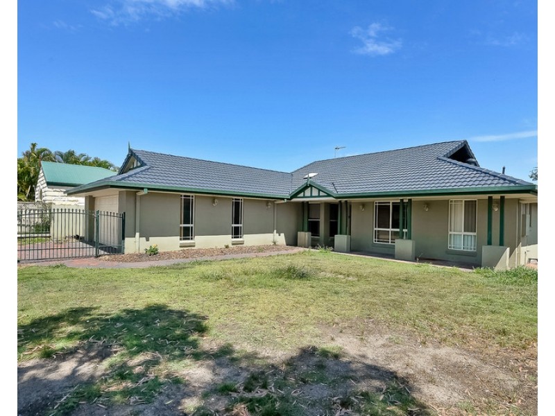 132 Monterey Keys Drive, Helensvale QLD 4212