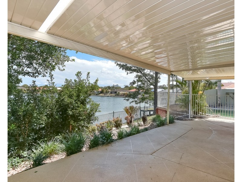 132 Monterey Keys Drive, Helensvale QLD 4212